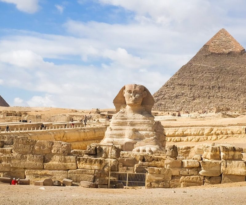 Pyramids Tour from Hurghada